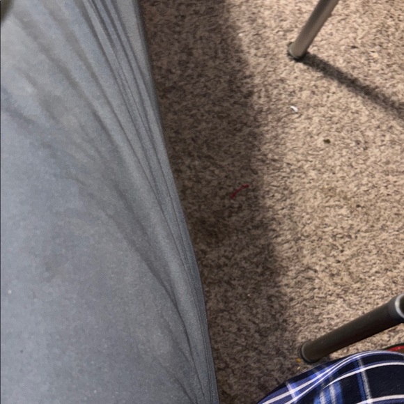 Louis Vuitton Khaki Men's Toiletry Bag Needs Repair - Picture 4 of 10